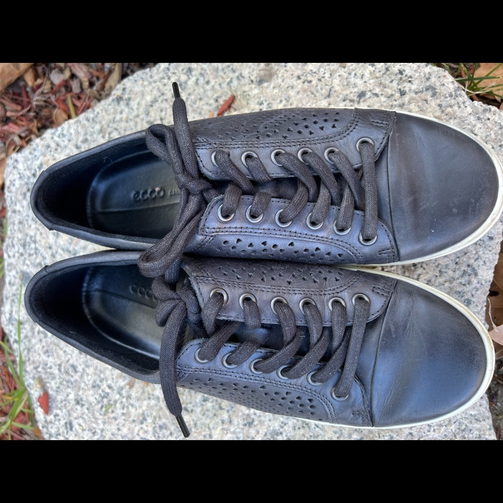 Ecco Soft Black Leather Sneakers Size 8